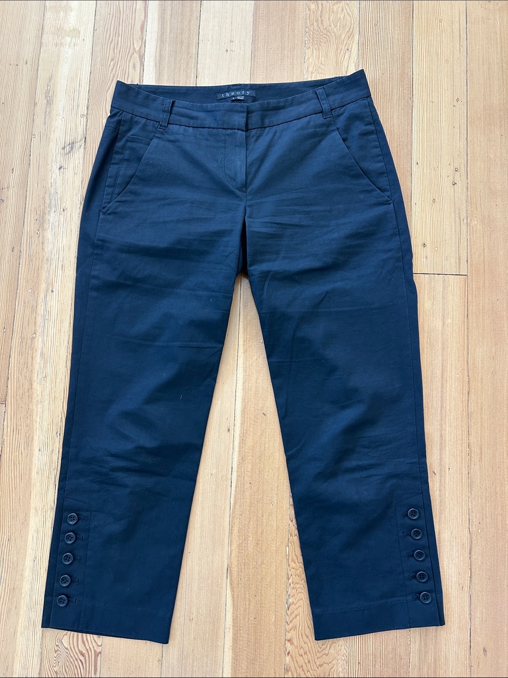 THEORY Black Cropped cotton blend pants with Button detail bottom of leg sz 4